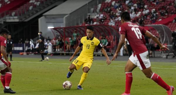 Publik Malaysia murka timnya dibantai Indonesia 1-4 pada laga terakhir Grup B Piala AFF 2020, Minggu (19/12/2021) malam WIB. (Foto: FAM_Malaysia)