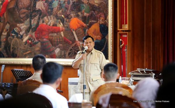 Terima Kunjungan Taruna Akmil Di Kemhan, Prabowo Berikan Pesan Menyentuh