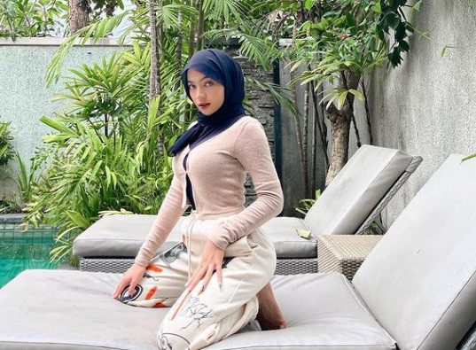 30 Oklinfia Deretan selebgram Indonesia terseksi. (Foto: Instagram)