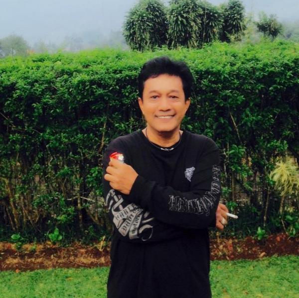 Deretan musisi yang meninggal dunia sepanjang 2021. (Foto: Instagram)