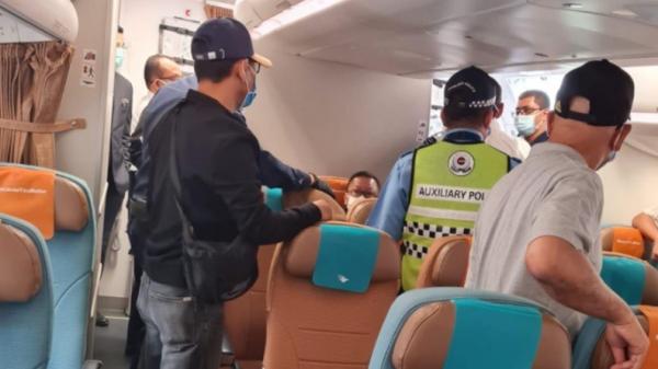 Adelin Lis 2 Ist Buron kelas kakap Adelin Lis dibawa ke Jakarta dari Singapura. (Foto: Istimewa).