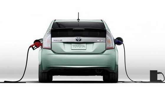 Mobil Listrik Murni dan Mobil Hybrid