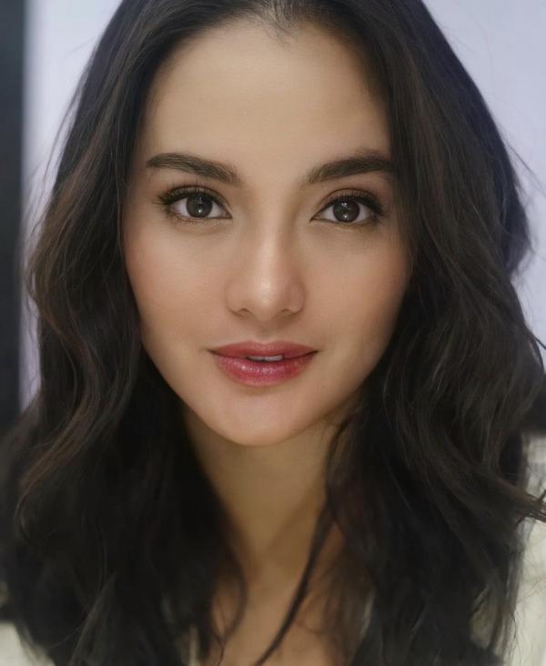 IMG 0471 Deretan artis cantik keturunan Bugis Makassar. (Foto: Instagram)