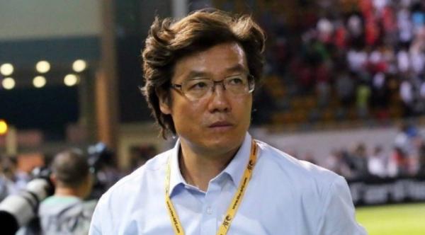 Kim Pan-gon Pelatih baru Malaysia diprediksi menyontek gaya main Timnas Indonesia. (Foto: Makan Bola)