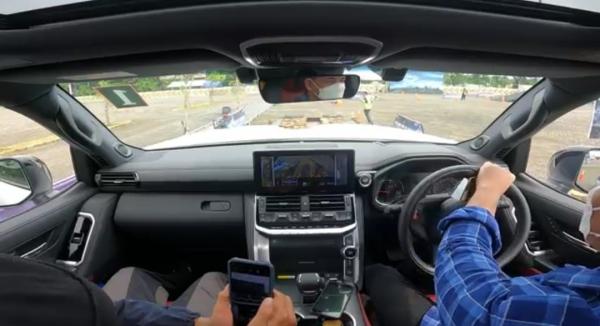 Land Cruiser GR Sport 9