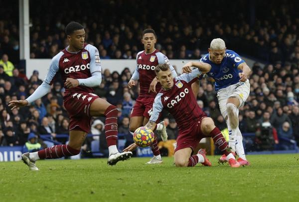 Hasil Everton Vs Aston Villa: Taktik Gerrard Tokcer, The Villans Menang di Goodison Park