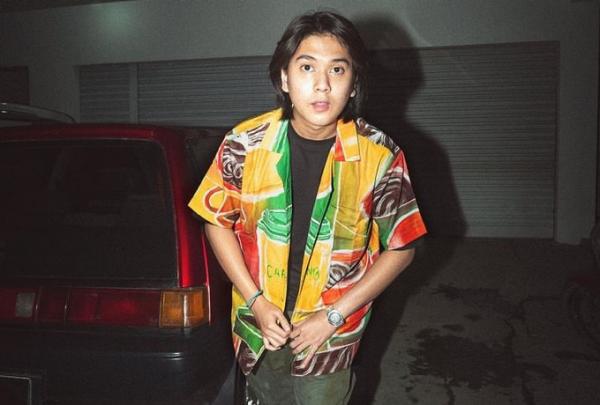 Iqbaal Ramadhan ig Artis pria paling tampan di Indonesia yang selalu jadi idola wanita, Iqbaal Ramadhan.