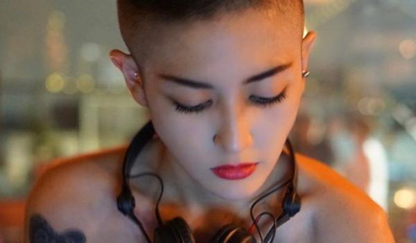 Maura Magnalia Madyaratri, pernah tampil plontos. (Foto: IG)