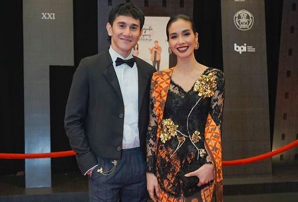 Pasangan Artis Suami Istri di Dunia Nyata dan Film. (Foto: Instagram)