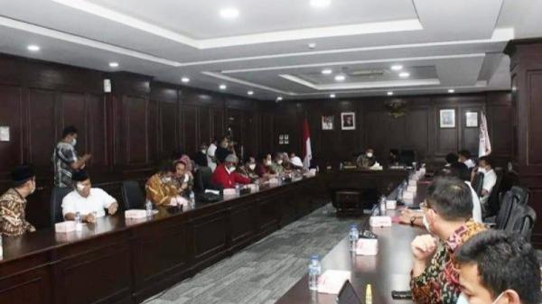 Terima Kunker Komisi II DPR, Gubernur Harap RUU Provinsi Sulut Cepat Tuntas