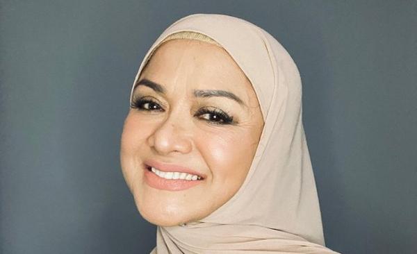 Betharia Sonata, Artis penyanyi yang pernah viral di tahun 80-an. (Foto: IG)