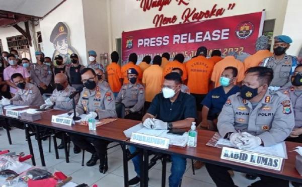 Konpers Bentrok Sorong Konferensi pers bentrokan di Sorong, Sabtu (29/1/2022). (Foto: Antara).