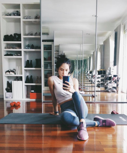 Potret Artis Cantik saat Nge-Gym. (Foto: Instagram)