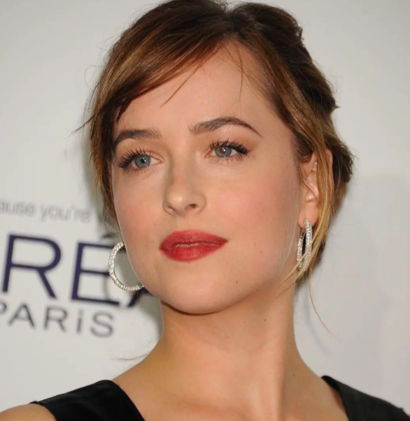 Screen Shot 2022 02 02 At 17 44 52 Artis Cantik Hollywood yang Rela Tampil Sexy Demi Sebuah Peran. (Foto: Instagram)