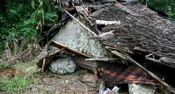 Diguyur Hujan Tebing 3 Meter Longsor, 2 Rumah Di KBB Rusak Berat