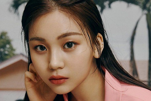Umji Gfriend Umji Gfriend, artis Korea yang kaya raya sejak lahir. (Foto: Soompi)