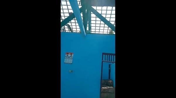 Seorang anak di Bantul tega menjual seluruh perabot milik ibunya mulai dari kulkas, daun pintu hingga genteng. (Foto : Dok Okezone)