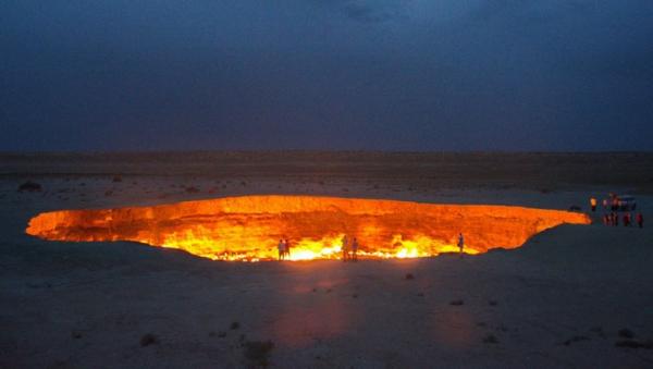 Temuan lubang misterius di dunia salah satunya Darvaza. (Foto: Reuters)