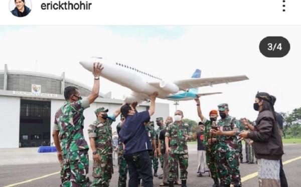 Pesawat Garuda Buatan Santri Madura Terbang Di Langit Soekarno-Hatta ...