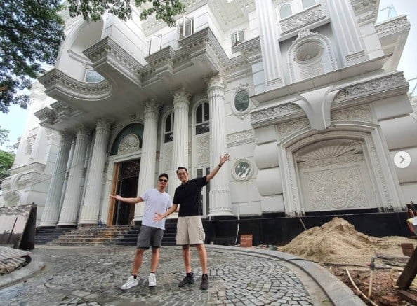 Tung Desem Waringin Rumah Potret kehidupan crazy rich Tangerang Tung Desem Waringin. (Foto: Instagram)