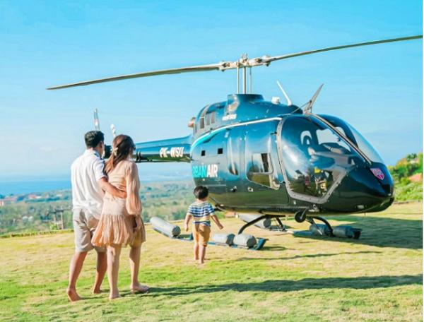 Bisnis terbaru Maharani Kemala, Urban Air, yang menyewakan helikopter untuk berwisata keliling Bali. (Foto: Instagram @maharanikemala)