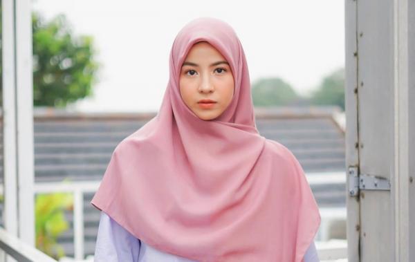 Artis Nikah di Usia Belasan. (foto: Instagram)