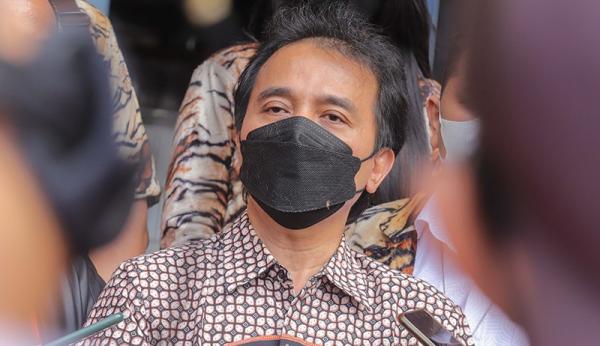 Eks Menpora Roy Suryo Ditahan Kasus Meme Stupa Mirip Jokowi
