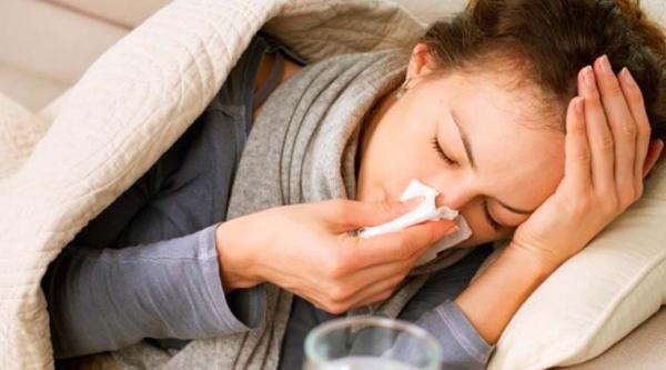 Hati-Hati Varian Omicron Mudah Menular, Gejalanya Persis Flu