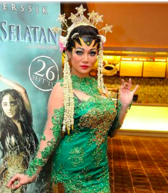 Screen Shot 2022 02 27 At 06 22 23 Artis Perankan Nyi Roro Kidul. (Foto: istimewa)