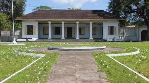 Pemprov Maluku akan merestorasi Istana Mini-1 Pemprov Maluku akan merestorasi Istana Mini di Banda Neira. (Laman Cagar Budaya Kemdikbud)