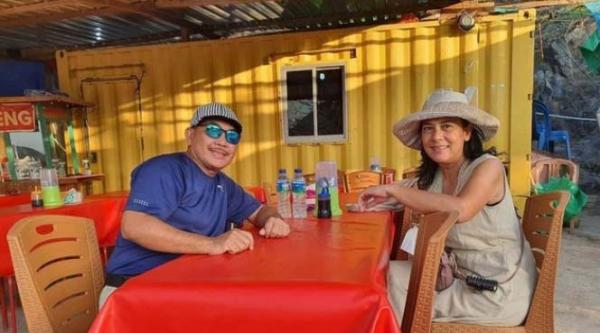 Potret Mesra3 Potret mesra Lydia Kandou dengan kekasih barunya. (Foto: Instagram)