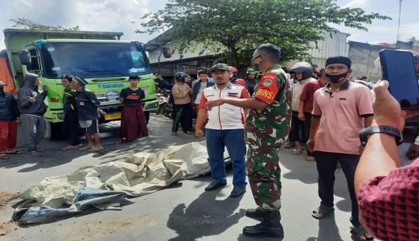 Tragis, Pemotor Tewas Terlindas Truk Di Jalur Maut Cianjur-Sukabumi