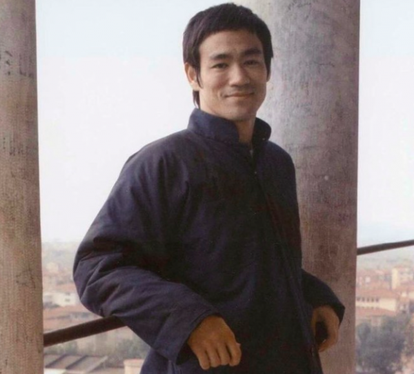 Screen Shot 2022 03 06 At 07 32 28 Misteri Kasus Kematian Artis Dunia yang Belum Terpecahkan. (Foto: Instagram)