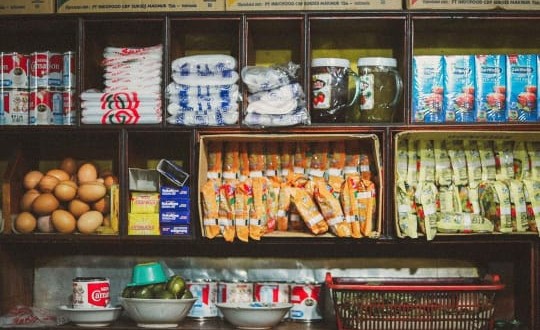 warkop2 Viral Warkop RI jual gorengan-Indomie telur kornet di New York, begini penampakannya. Foto: IG Warkop NYC