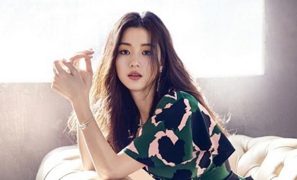 Jun Ji Hyun Jun Ji Hyun, artis tercantik drama Korea. (Foto: Soompi)