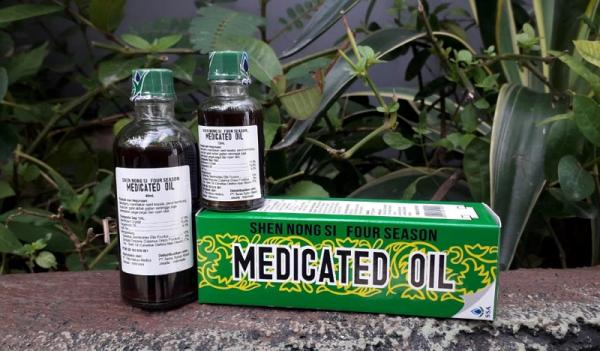 Shen Nong Si Four Season Medicated Oil. (Foto: dok Saras Subur Abadi)