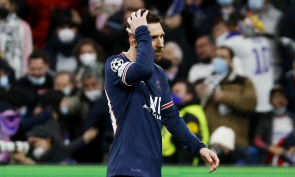 Lionel Messi Bintang Paris Saint-Germain (PSG) Lionel Messi kena comeback lagi di Liga Champions. La Pulga langsung mendapat banyak hujatan di media sosial. (Foto: REUTERS/Susana Vera)