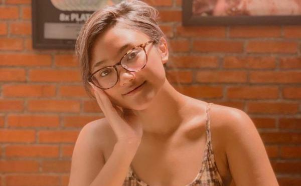 Marion Jola asli 7 wajah asli artis ini beda banget dari aslinya, Marion Jola. (Foto: IG)