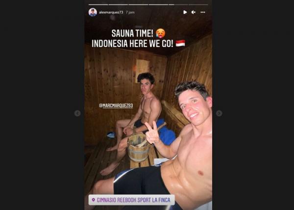 Marc dan Alex Marquez bersauna bareng sebelum menuju Indonesia demi balapan di MotoGP Mandalika 2022. (Foto: Instagram/@alexmarquez73)