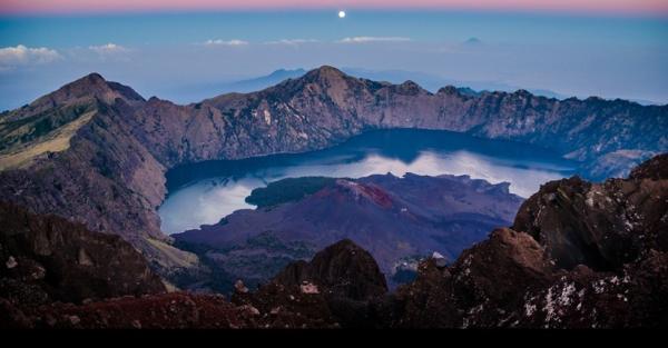 Gunung Rinjani (Foto: Dinas Pariwisata NTB)