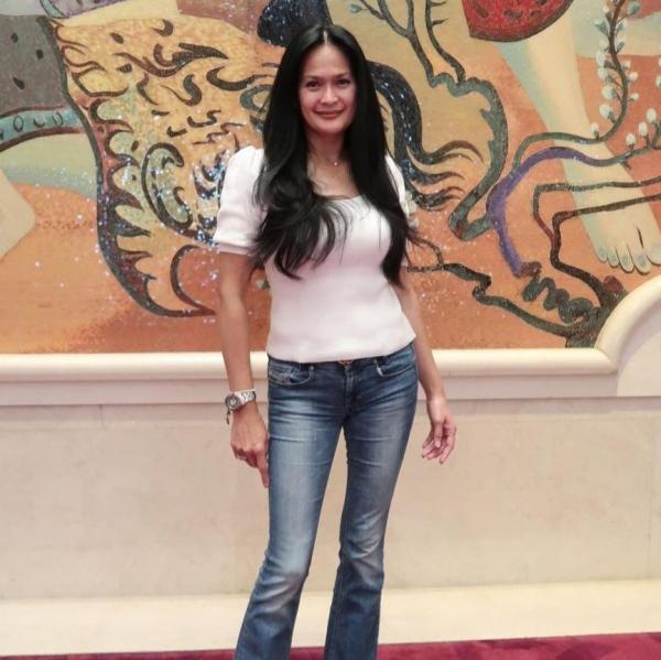 Artis Indonesia yang Sudah Mempunyai Cucu di Usia Muda. (Foto: instagram)