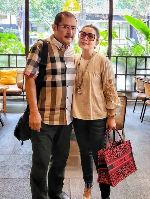 Artis Cantik yang Menjadi Istri Sultan. (Foto: Instagram)