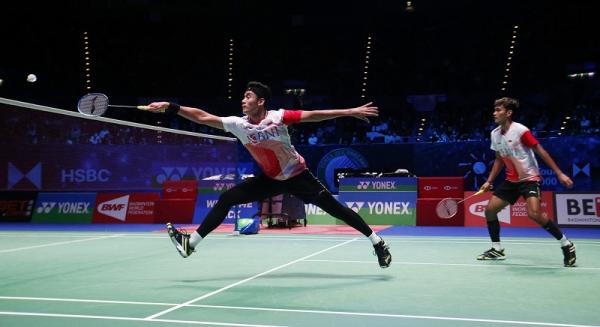 Muhammad Shohibul Fikri/Bagas Maulana keluar sebagai juara All England 2022. Pasangan muda Indonesia ini mengalahkan Mohammad Ahsan/Hendra Setiawan. (foto:REUTERS).