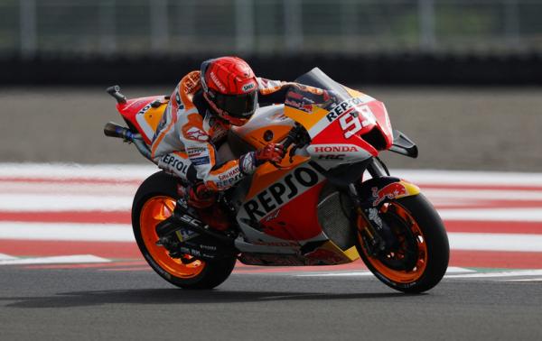Pembalap Repsol Honda, Marc Marquez Pembalap Repsol Honda, Marc Marquez memacu motornya di Sirkuit Mandalika dalam MotoGP Indonesia 2022. (Foto: REUTERS/Willy Kurniawan)