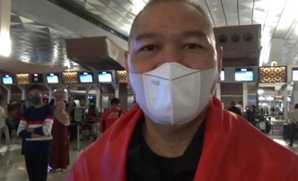 Coach Dino Pelatih biliar nasional, Edy Hartono alias Coach Dino turut menemani Angeli Ticoalu dalam ajang Predator US Pro Billiard Series di Las Vegas, Amerika Serikat (AS). (Foto: MPI)