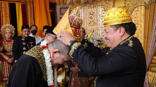Berkunjung ke Kerajaan Beutong Aceh, Ketua DPD La Nyalla Terima Gelar Ampon Chiek