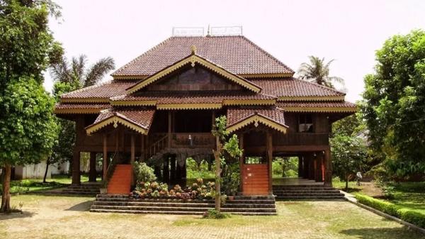 Rumah adat Lampung Nuwou Sesat Rumah adat Lampung Nuwou Sesat (Istimewa)