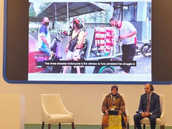 Gading pedagang yang menyandang disabilitas ganda Gading Ogi Saputra, seorang anak berusia 17 tahun yang menyandang disabilitas ganda. (Foto: dok Kemensos)