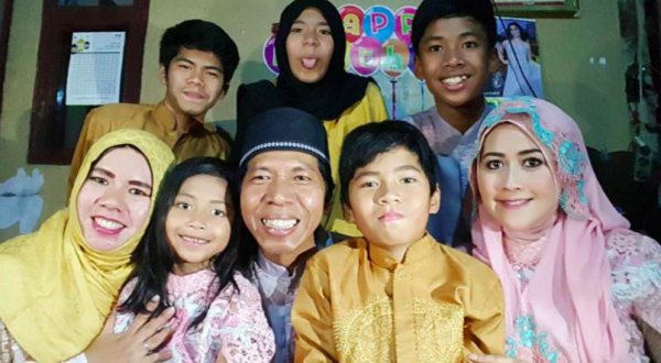 Artis Indonesia yang Punya Anak Banyak. (Foto: Instagram)
