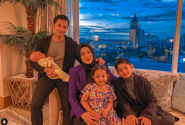 Screen Shot 2022 04 03 At 08 38 34 Anak Artis yang Pintar Mengaji Sejak Kecil. (Foto: Instagram)